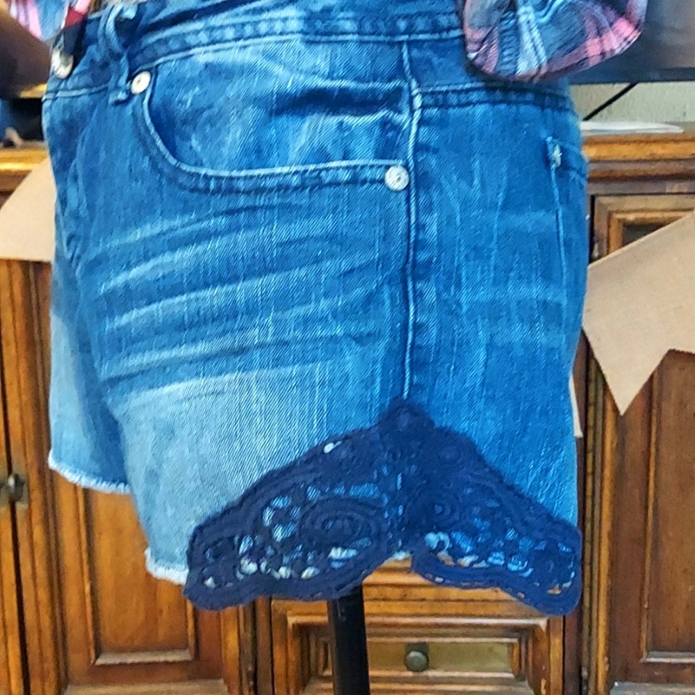 REWASH JEAN SHORTS NAVY EMBROIDERY SIDE DETAIL